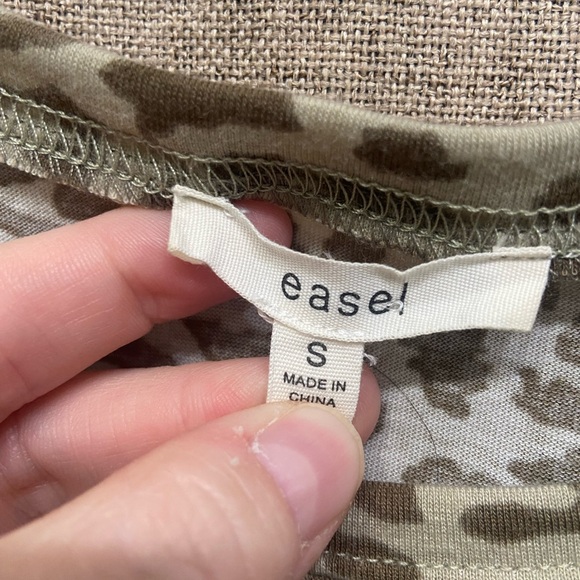 Easel Olive Leopard Print Tiered Top - Picture 3 of 6